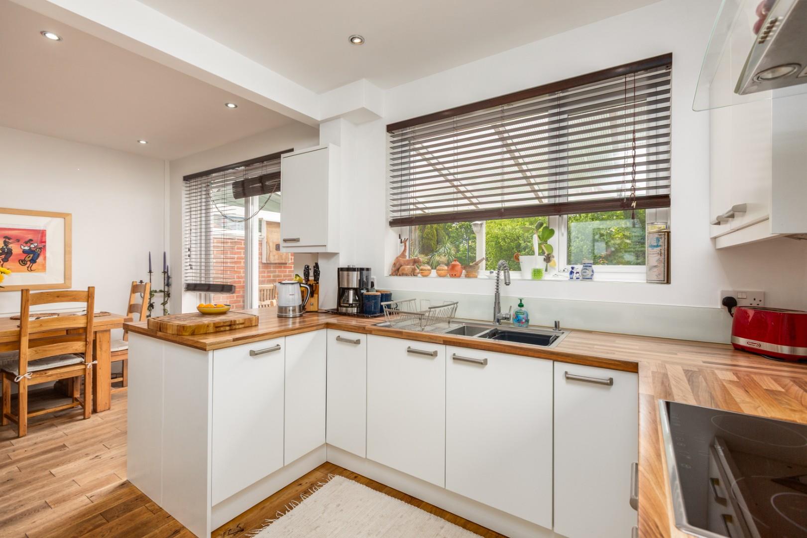Mulgrave Way, Blackpill, Swansea, SA3 5DG
